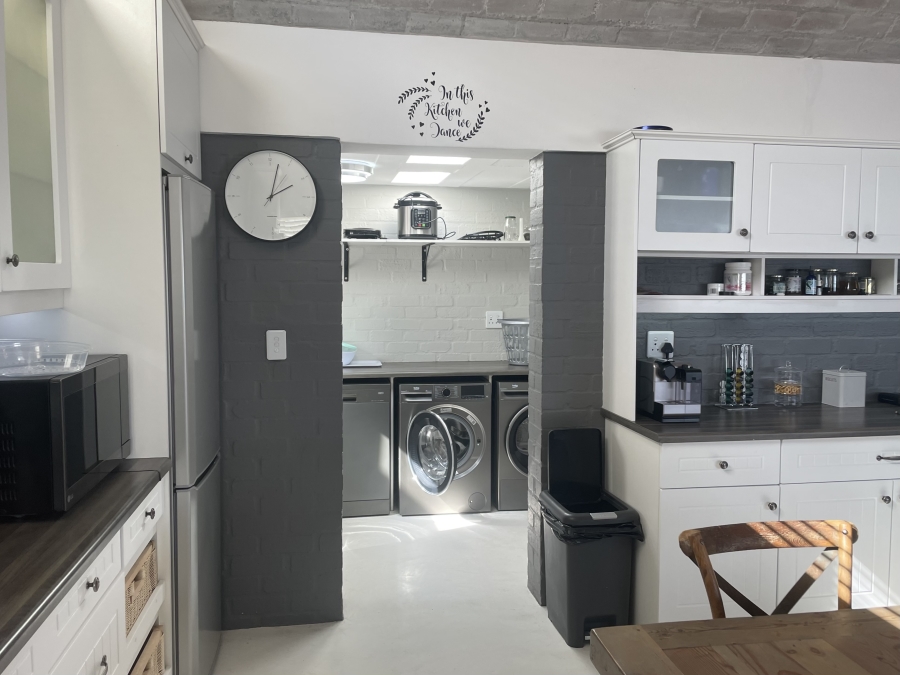 4 Bedroom Property for Sale in Paradise Beach Western Cape